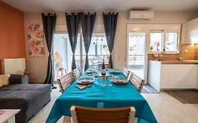David Holiday Apartment By Estia